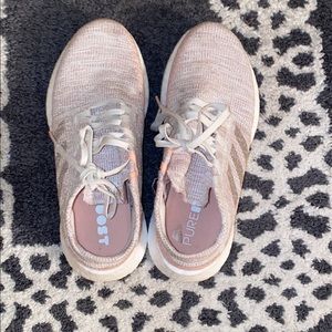Pink adidas boost